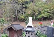 Großzügiges, vielseitig nutzbares Wohnhaus mit umfangreichem Ausbaupotenzial – Teilrenoviert und bereit für Ihre individuellen Wohnträume!