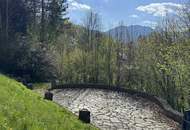 Charmante 3-Zi DG-Wohnung mit moderner Küche - RUHIGE Aussichtslage - Loggia &amp; Carport