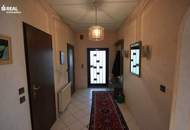 Gepflegtes Einfamilienhaus mit Wintergarten, Garage und Alarmanlage