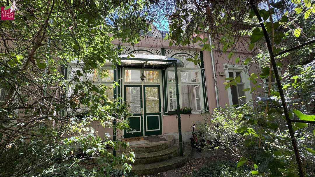 „Charmantes Zinshausensemble nahe Schloss Schönbrunn – mit Geschäftslokal, Dachgeschoßausbau & separater Gartenvilla“