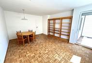 Großzügige Eigentumswohnung mit Loggia und Garage