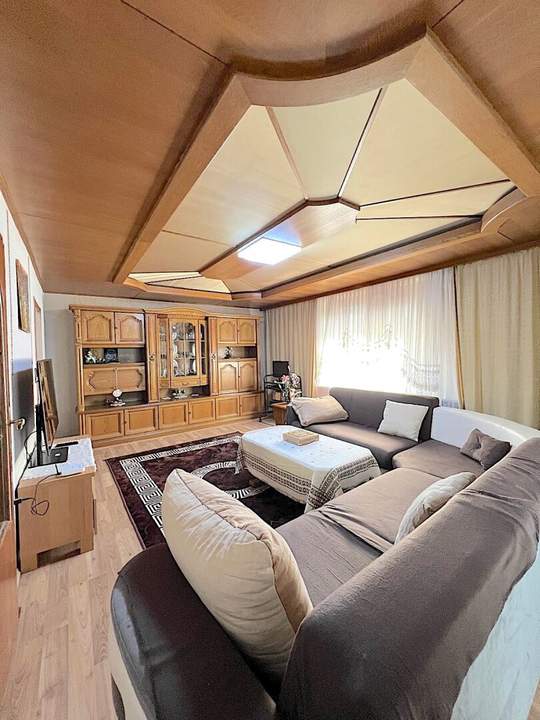Einfamilienhaus mit 95 m² Wohnfläche, Keller, Garage und 416 m² Garten in Eggern