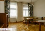 Kleineres und ruhig gelegenes Zinshaus aus Familienbesitz mit 4 freien Einheiten!