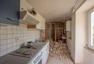 ++NEU++ Tolle Zinsvilla mit uneinsehbarem Grund in Bad Vöslau, großes Ausbaupotenzial!