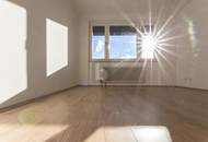 Preisreduktion! LICHTDURCHFLUTETER WOHNTRAUM IN RUHELAGE MIT UNTERSBERGBLICK &amp; RUHIGEM BALKON