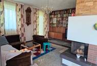 ZWEIFAMILIENHAUS IN ERHÖHTER GRÜNRUHELAGE MIT AUSBLICK