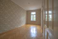 Sanierungsbedürftige 2-Zimmer-Wohnung in Saggen mit Entwicklungspotenzial