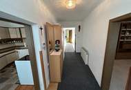 *PREISREDUKTION* Gepflegtes Landhaus in ruhiger Lage mit Innenhof