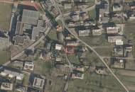 Top-moderne Wohnung in Zweifamilienhaus – Privatsphäre inklusive