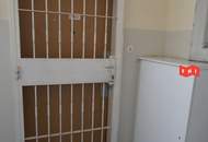 Singleapartement im Dachgeschoss***Klima***nue saniert