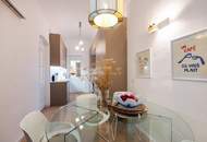 Stilechte, professionell generalsanierte Altbauwohnung mit Balkon