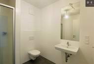 / ZWEI ZIMMER / INNENHOFSEITIG AUSGERICHTET / MODERNE ANLAGE / VERFÜGBAR AB SOFORT / U-BAHN NÄHE