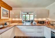 Tirolerhaus mit großem Garten, Pool und Baugrund – attraktive Lage in Scharnitz-Gießenbach