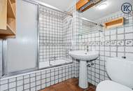 Charmantes Bauernhaus mit großem Grundstück, langgezogenem Hof, 2 Wohnungen und einem Swimmingpool