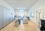 Zentral gelegenes Altbau-Büro nahe Stadtpark