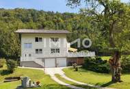 Zweifamilienhaus - absolute Alleinlage