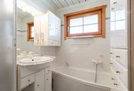 “Chalet-Feeling mitten im Tullnerfeld – Ihr Zuhause aus Holz mit besonderem Charme“
