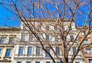 Kleine Wohnung - Großes Business! Ruhige Hoflage + Top sanierter Erstbezug + Voll und geschmackvoll möbliert + Wunderschönes Altbauhaus + Beste Anbindung!