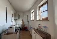 Helle Büroräumlichkeiten in zentraler Lage von Loosdorf