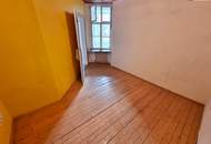 Bring Ideen mit. Der Rest ist da! Tolle Familienwohnung/WG - Selbst Gestalten! Sanierungsbedürftige Altbauwohnung! U-Bahn ums Eck + Traumhaft renoviertes Altbauhaus + Optimalste Infrastruktur und Anbindung!