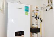 CHRISTOPH CHROMECEK IMMOBILIEN - PERCHTOLDSDORF - Renovierte 2-Zimmer Altbauwohnung mit Garten in Zentrumslage!