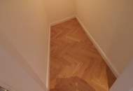 Dachgeschosswohnung der Superlative: 3 Zimmer mit viel Freifläche & Luxus pur in Citynähe : ab November zur Anmietung frei!