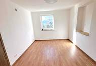 Großzügiges Wohnhaus mit Pool, Einliegerwohnung & Terrasse in Ruhelage - laufend modernisiert