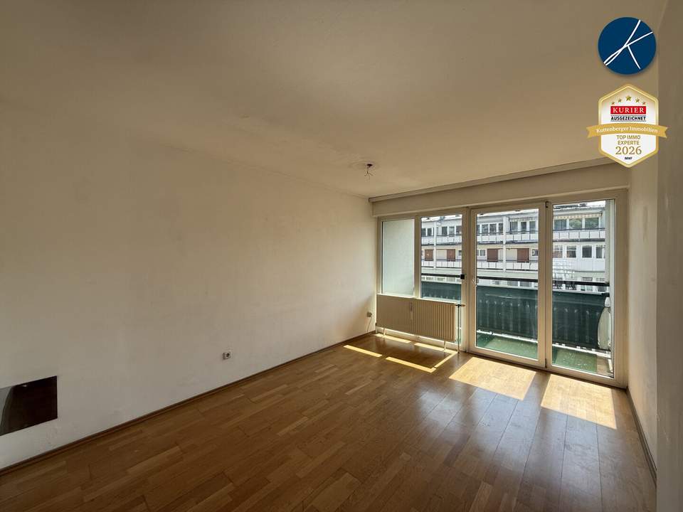 Helle DG-Wohnung mit 3 Balkonen in INNENSTADTLAGE - Heizkosten INKL.