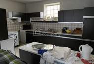 Traditionelles Bauernhaus mit historischem Weinkeller