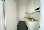 Ruhelage nahe Arthaberpark - Neuwertig renovierte Wohnung mit Traumbad, Einbauküche und Abstellraum!