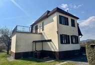 Haus mit großem Grundstück