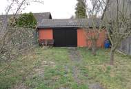 Gepflegtes Landhaus mit Carport, Nebengebäude, Garten und uneinsehbarem Innenhof