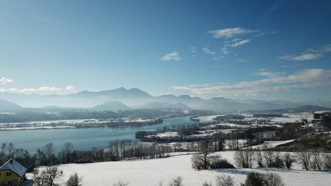 Panoramagrundstück in traumhafter Ruhelage!