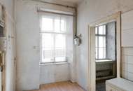 Sanierungsbedürftige Altbauwohnung mit baubewilligtem Balkon | Nähe Matzleinsdorfer Platz (S-Bahn-Station und künftig U2-Station)
