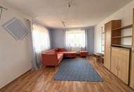 Großzügiges Ein- oder Zweifamilienhaus mit mehreren Nebengebäuden in zentraler Lage