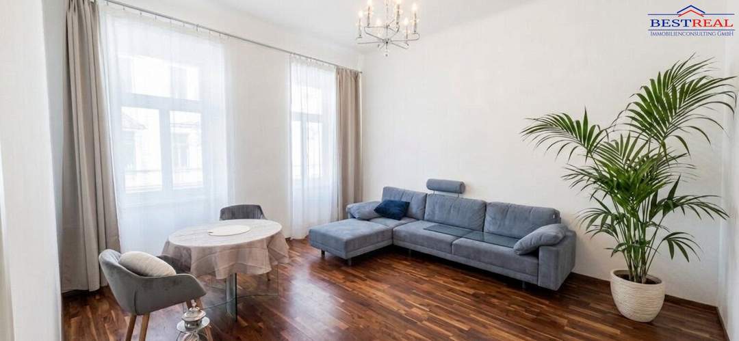 2 Zimmer Altbau-Wohnung mit Indoorpool-SPA