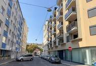 Schöne 2-Zimmer-DG-Wohnung mit Terrasse und Klimaanlage
