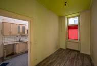 **Hannovermarkt** Renovation Opportunity: 3-Room Period Apartment with Approved Balcony – Airbnb Suitable
