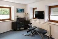 Viel Platz, viele Möglichkeiten – Mehrfamilienhaus auf 1.700 m² Bauland!