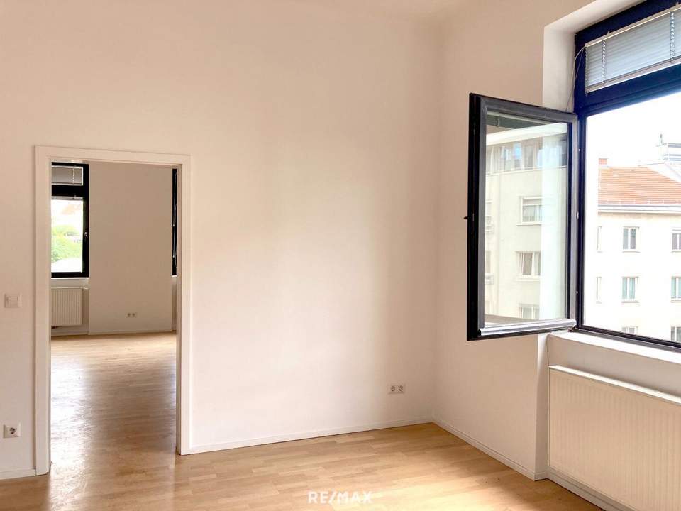 Charmante 2-Zimmer-Wohnung mit separater Küche und Altbauflair – Liftbau ist in Planung!