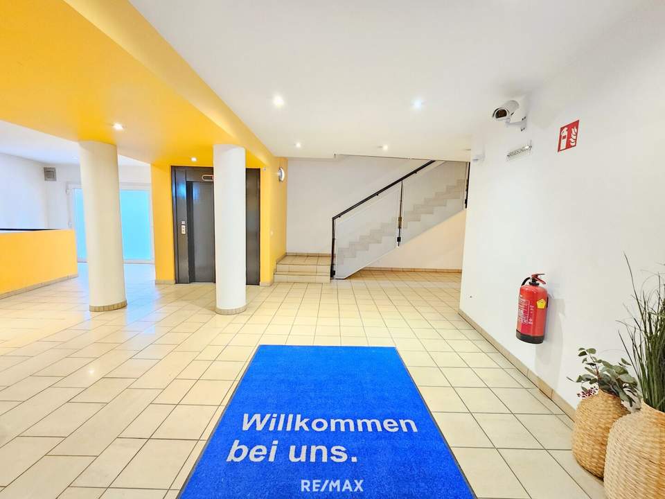 CITY-WOHNUNG - NÄHE ALSER STRASSE - RUHIG - 4.LIFTSTOCK - SÜD-AUSRICHTUNG - NÄHE UNI-CAMPUS, AKH, UNI WIEN