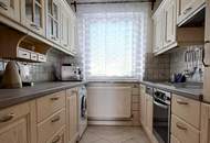 Haus mit Seeblick in grüner Ruhelage