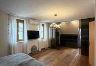 Exklusive Wohneinheit im Eckreihenhaus mit Luxusgarten &amp; Pool // Exclusive unit in a corner townhouse with a luxurious garden and pool //