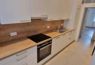 Helle Altbauwohnung mit Flügeltüren - Besichtigung FR 13.02 um 17.00 h und 17.30 h