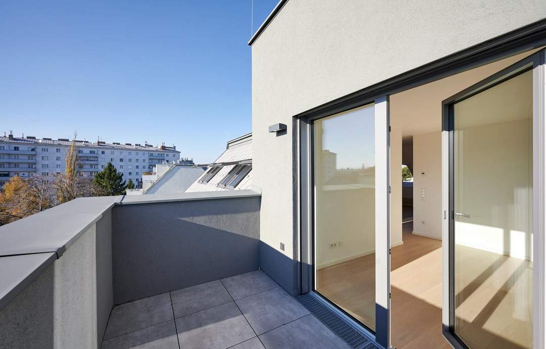 4-Zimmer-Dachgeschosswohnung mit Terrasse in idyllischer Grünlage nahe Donau - ERSTBEZUG!
