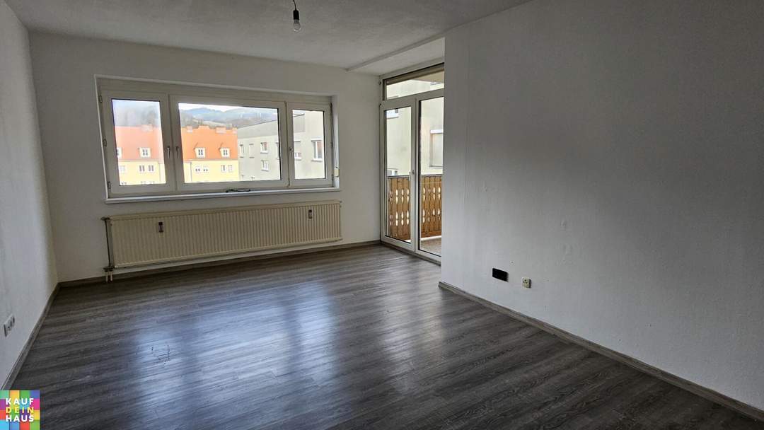 Günstige 2-Zimmerwohnung mit Loggia