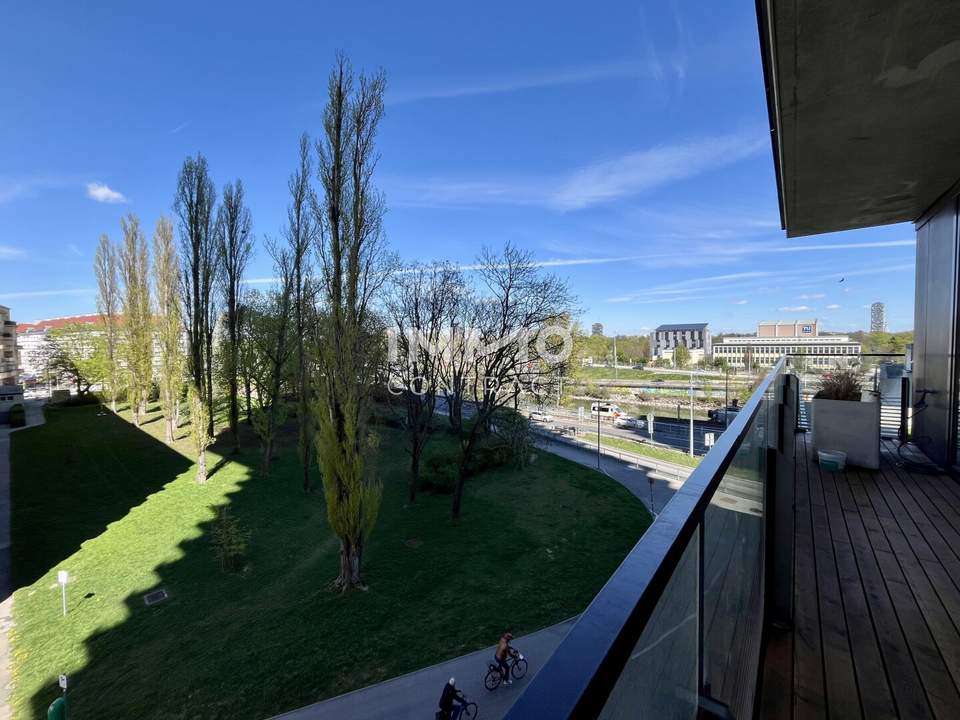 Gemütliche Zweizimmer-Wohnung mit traumhaften Balkon (Grünblick), neues Badezimmer