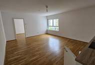 PROVISIONSFREIE 2- ZIMMERWOHNUNG mit LOGGIA