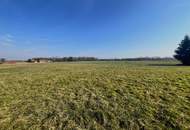 Leistbares, ebenes, sonniges Baugrundstück mit guter Anbindung!