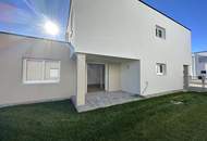 Wunderschöne Doppelhaushälfte // Zweitbezug | Eigengarten | 2 PKW Stellplätze | Luft-Wärmepumpe | Erlenweg - Haus 2B | ab 1. April 2026